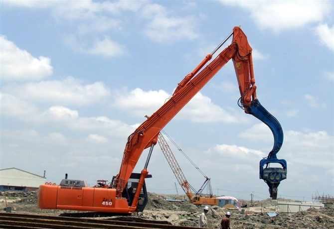 挖掘機打樁臂、打樁臂、打樁錘、挖掘機打樁臂廠家
