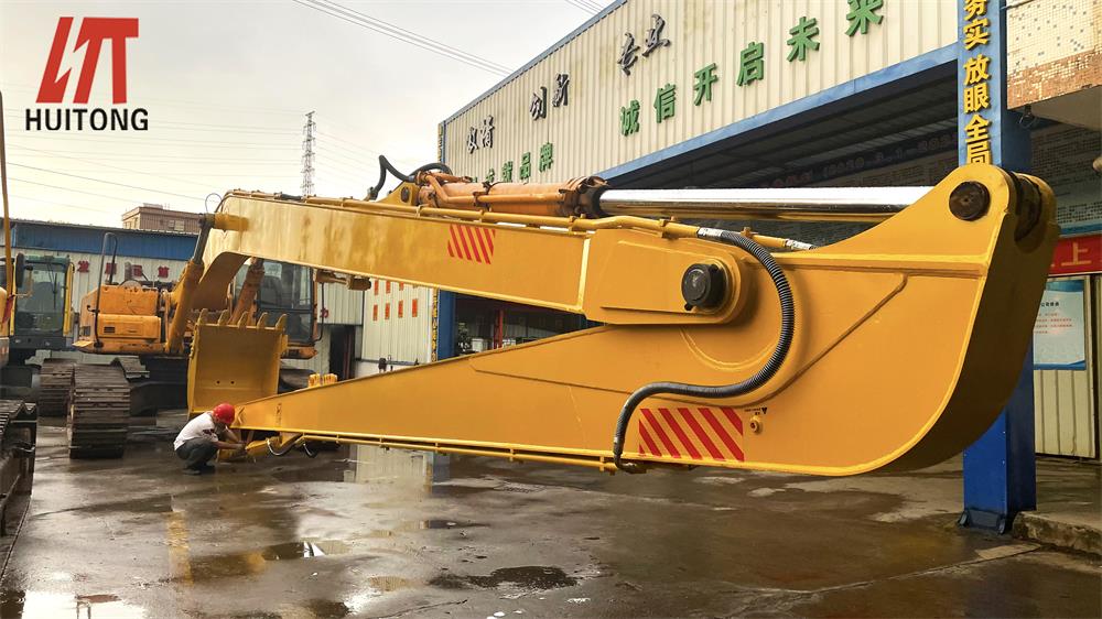 挖掘機加長臂出現(xiàn)高溫問題該怎么應對？